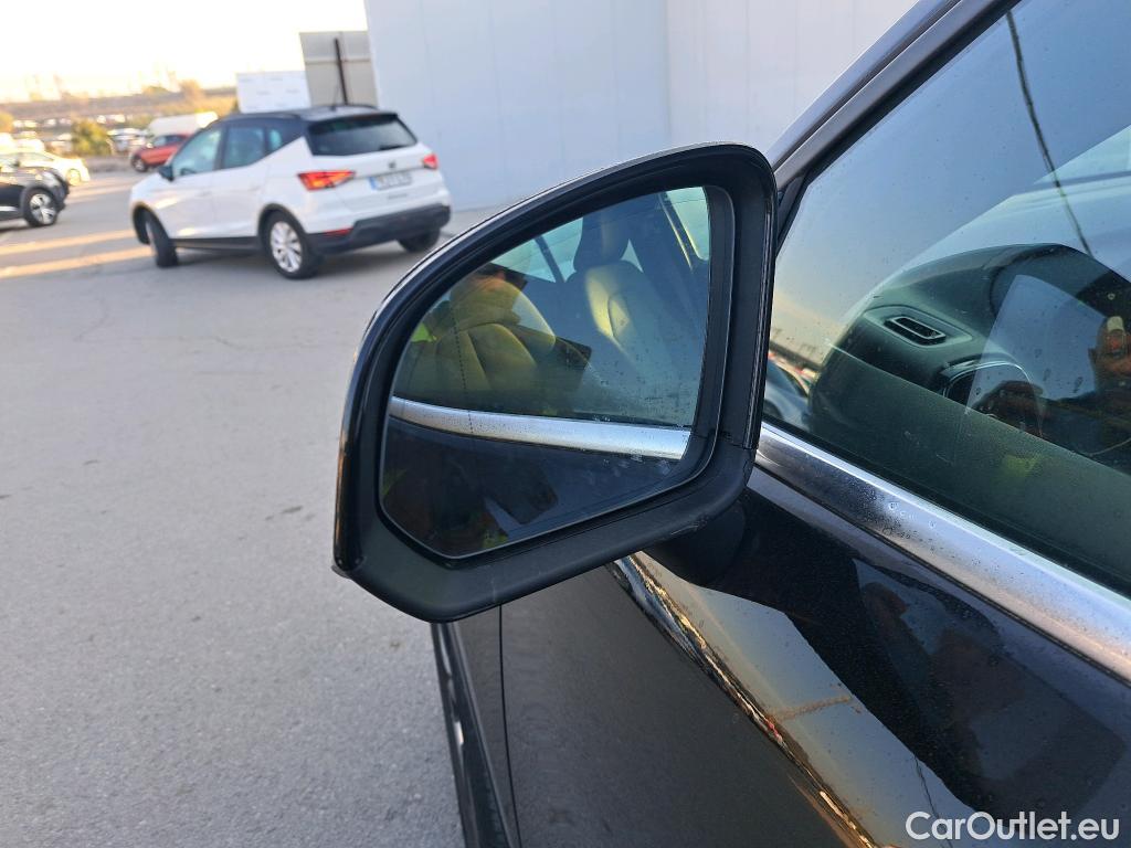  Volvo  XC 40 VOLVO XC40 / 2021 / 5P / todoterreno 2.0 B3 G Plus Bright Auto #17