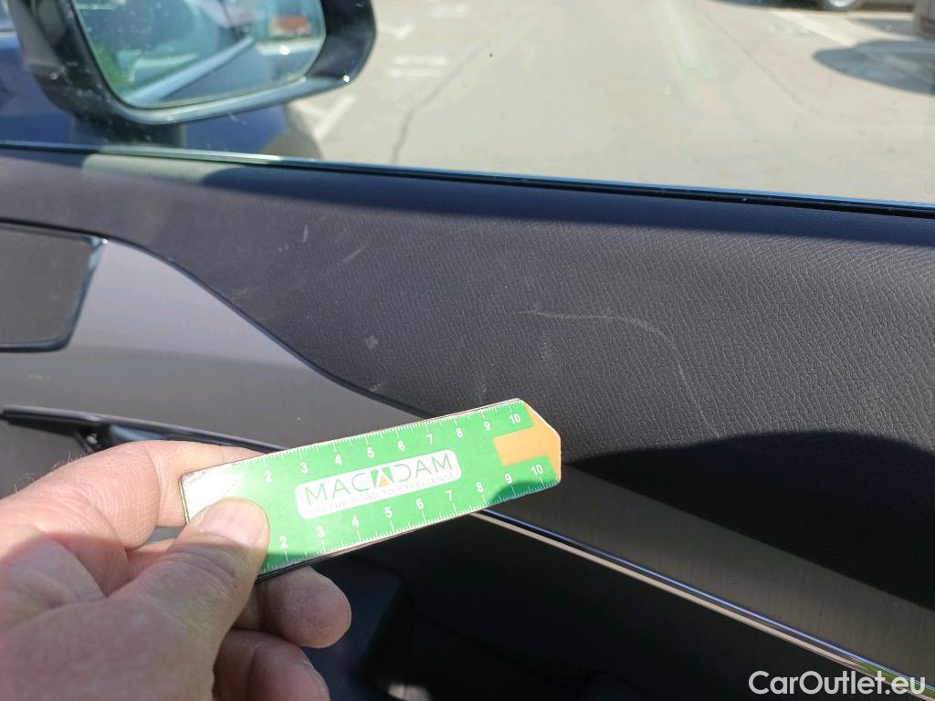  Volvo  XC90 VOLVO  / 2019 / 5P / todoterreno 2.0 B5 D AWD Momentum Auto #10