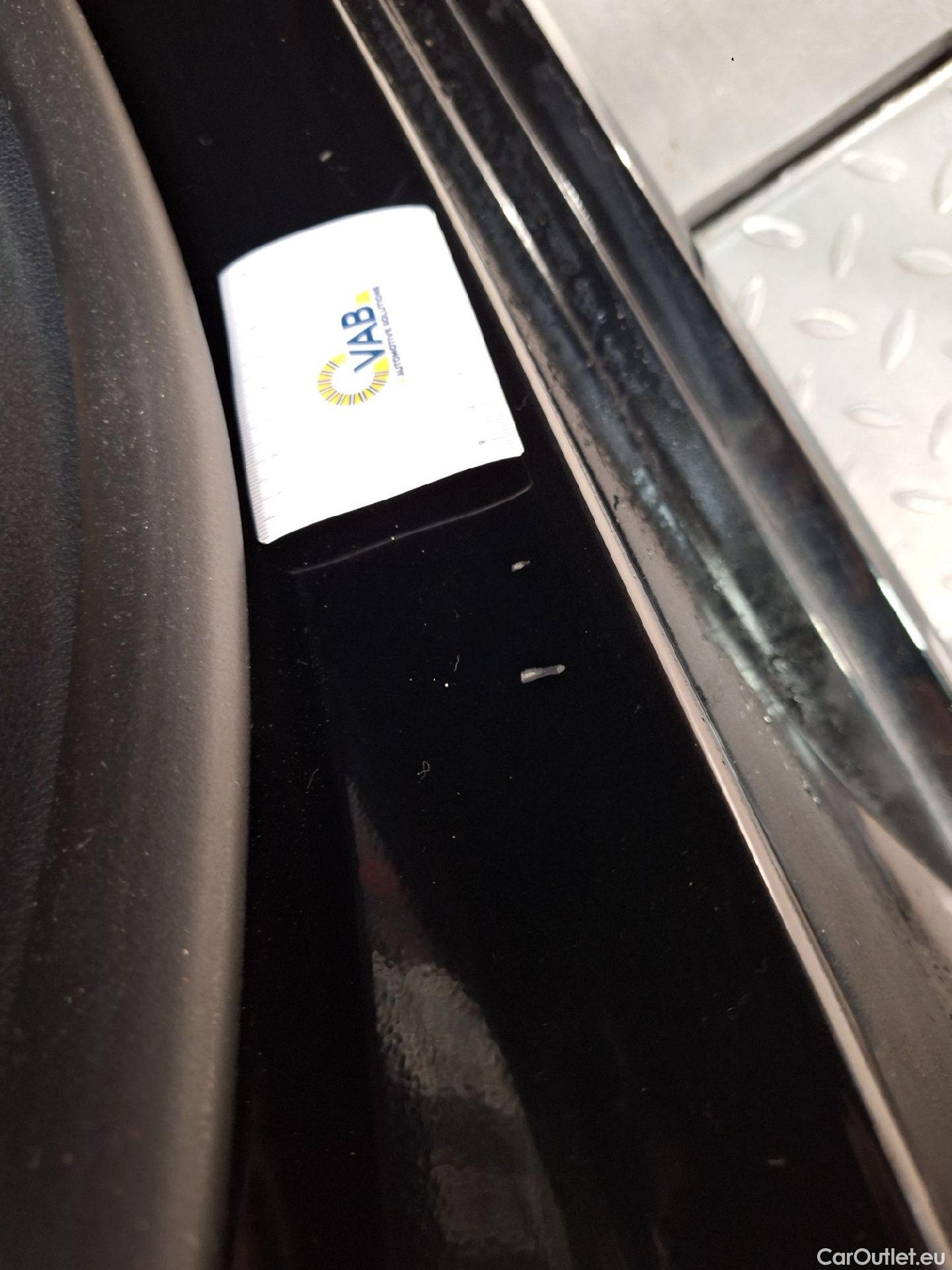  Mercedes  C-Klasse Mercedes, C-Class Break '21, Mercedes-Benz  Break C 200d Luxury Line 5d #37