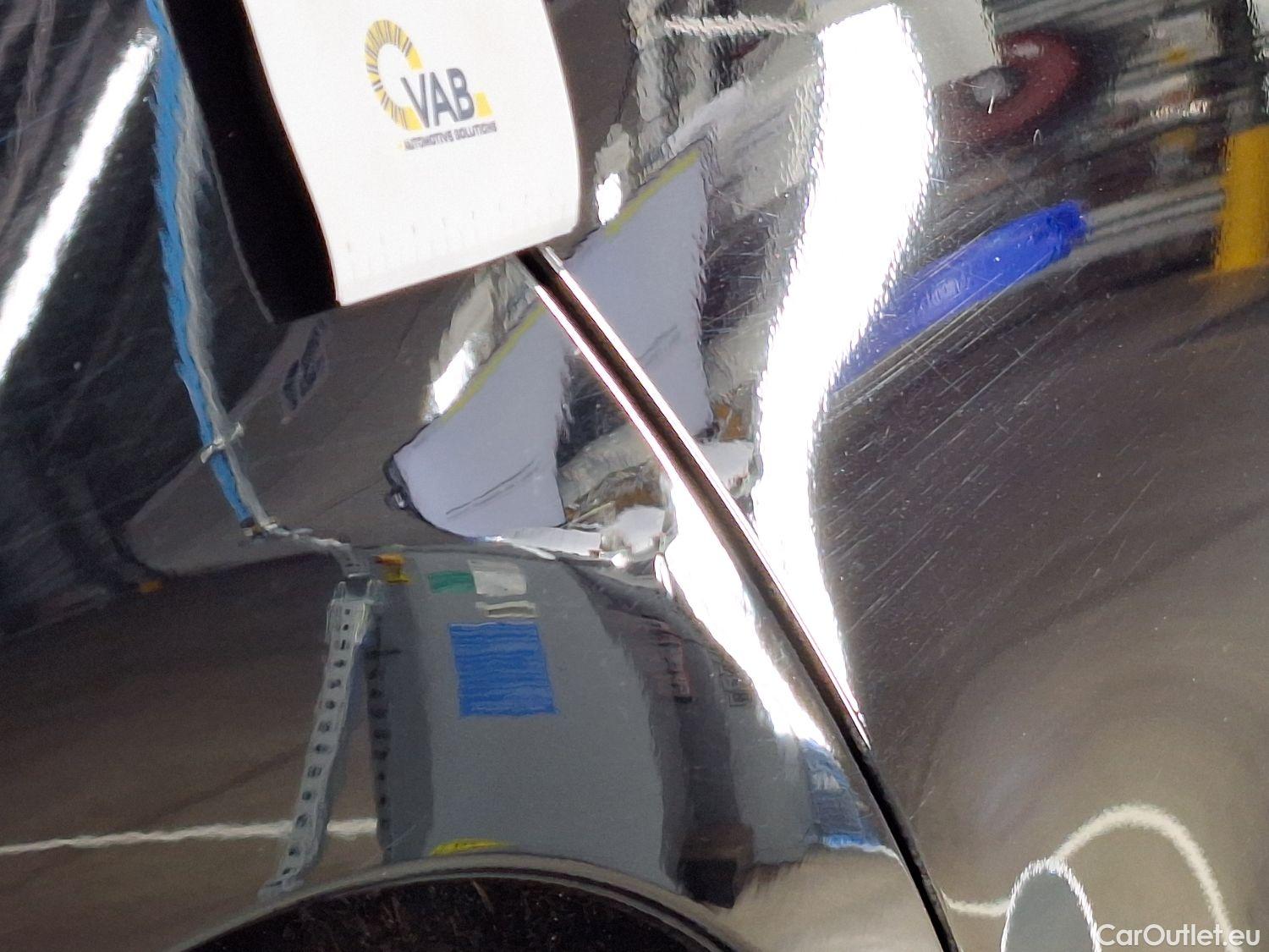  Mercedes  C-Klasse Mercedes, C-Class Break '21, Mercedes-Benz  Break C 200d Luxury Line 5d #46