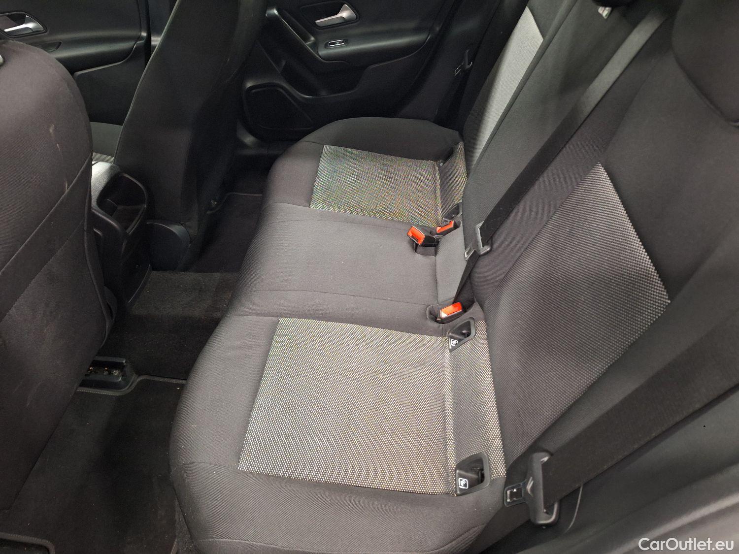  Mercedes  A-Klasse Mercedes, A-Class Berline '18, Mercedes-Benz  Limousine A 180d DCT Busine #45