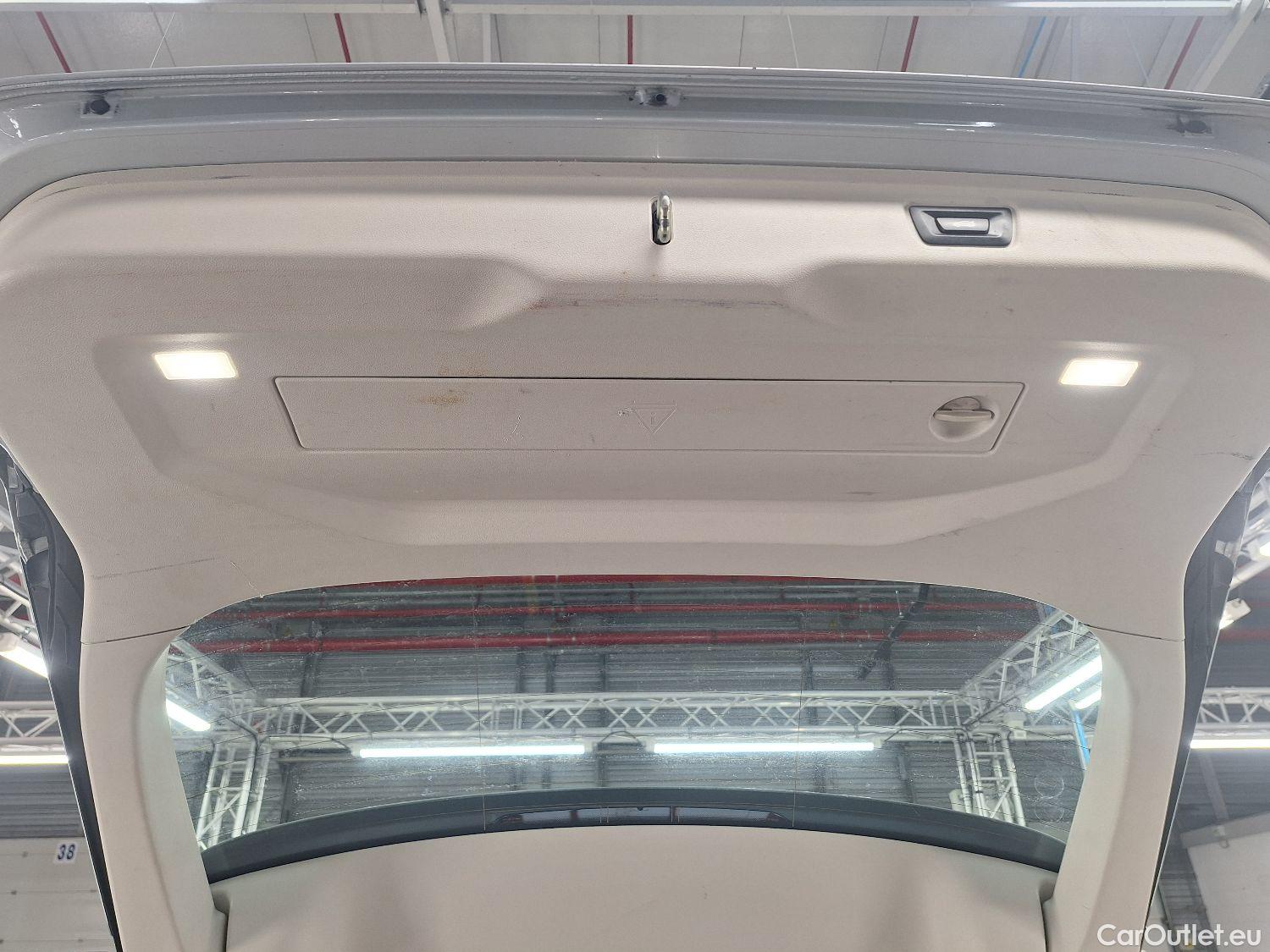  Bmw  Serie 3 BMW, 3-serie Touring '18, BMW 3 Reeks Touring 320dA (120 kW) 5d #32