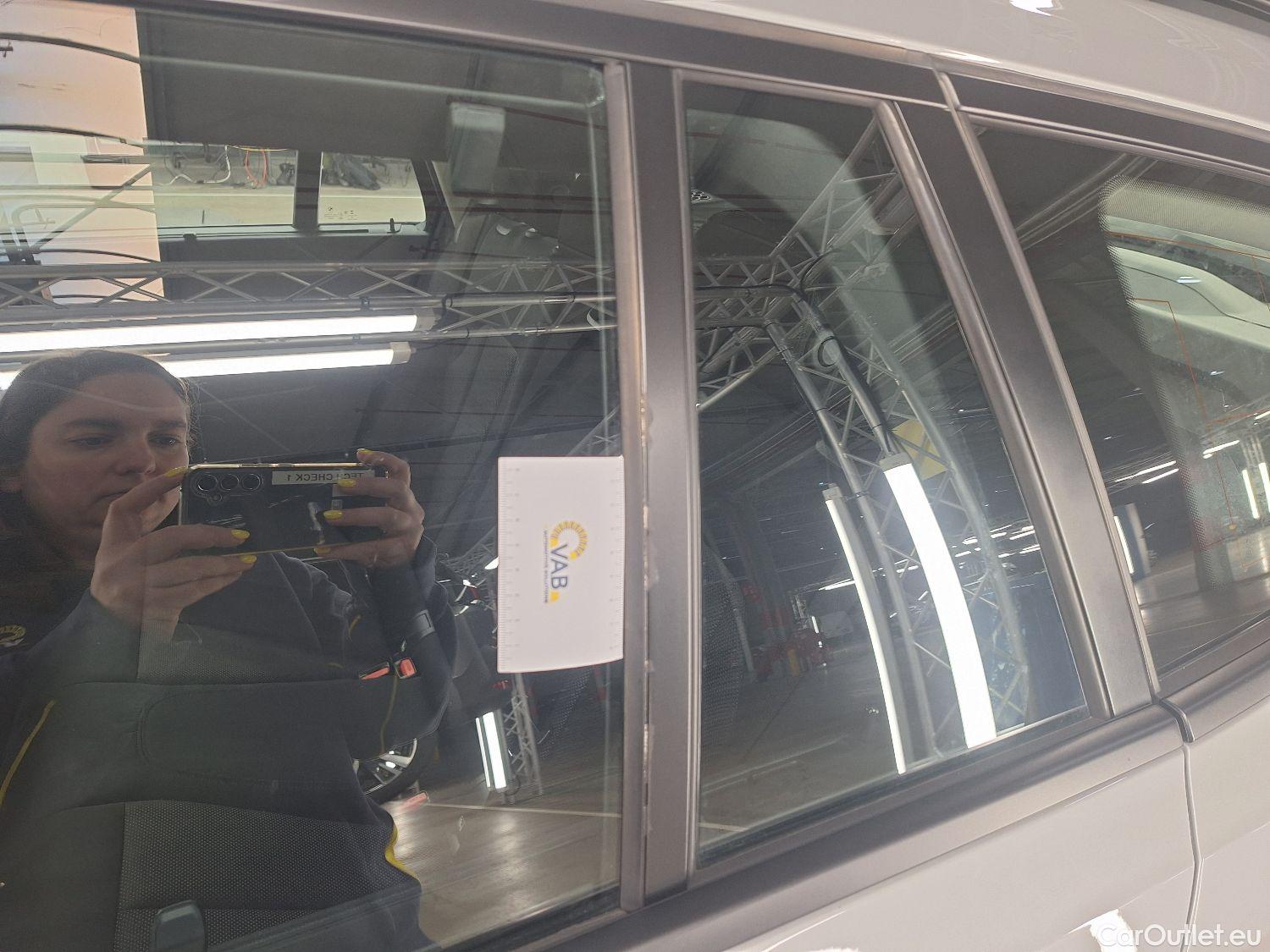  Bmw  Serie 3 BMW, 3-serie Touring '18, BMW 3 Reeks Touring 320dA (120 kW) 5d #28