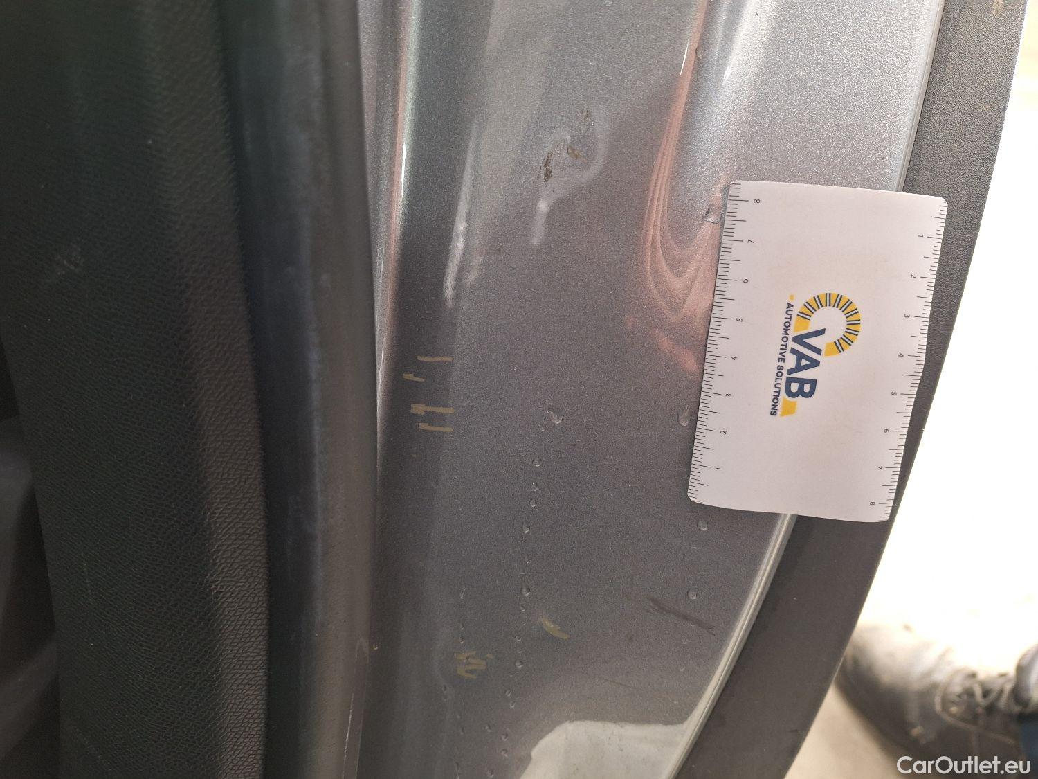  Peugeot  5008 Peugeot,  '16, Peugeot  1.5 BlueHDi 96kW S&S EAT8 GT Line 5d 7pl #52