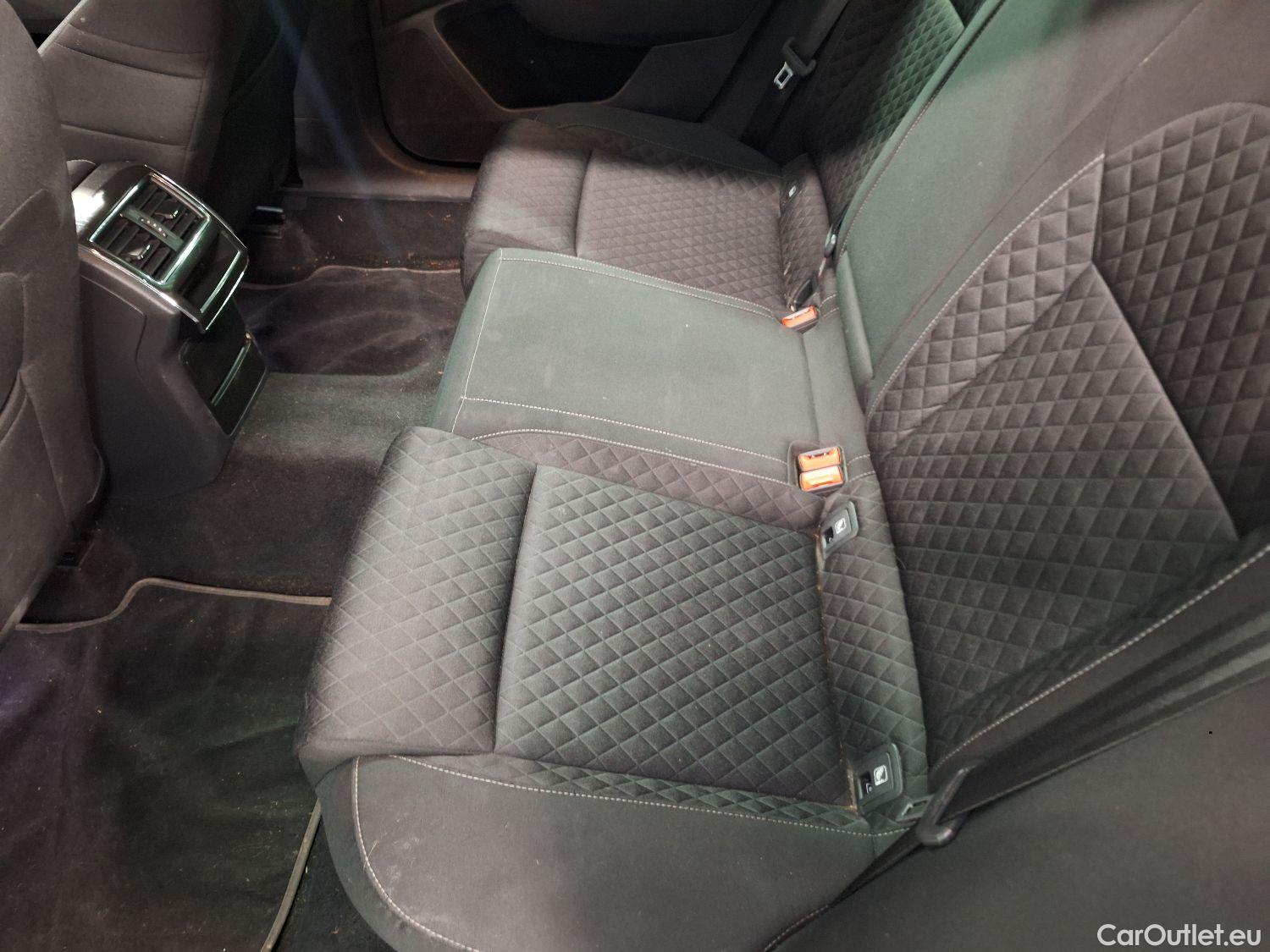  Skoda  Superb Skoda,  Combi FL'19, Skoda  Combi 2.0 CRTDI 90kW DSG7 Clever 5d #48