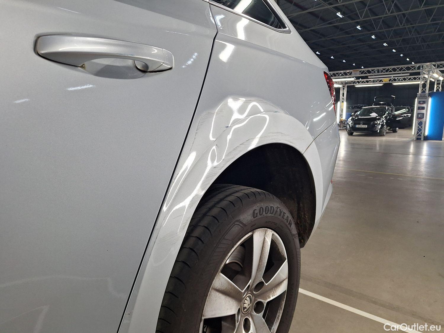  Skoda  Superb Skoda,  Combi FL'19, Skoda  Combi 2.0 CRTDI 90kW DSG7 Clever 5d #31