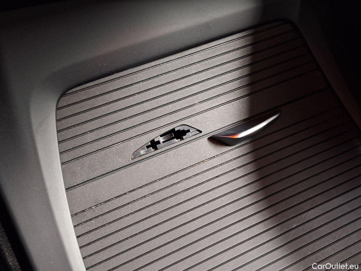  Bmw  X1 BMW,  FL'19 PHEV, BMW  xDrive25e (162 kW) 5d #62