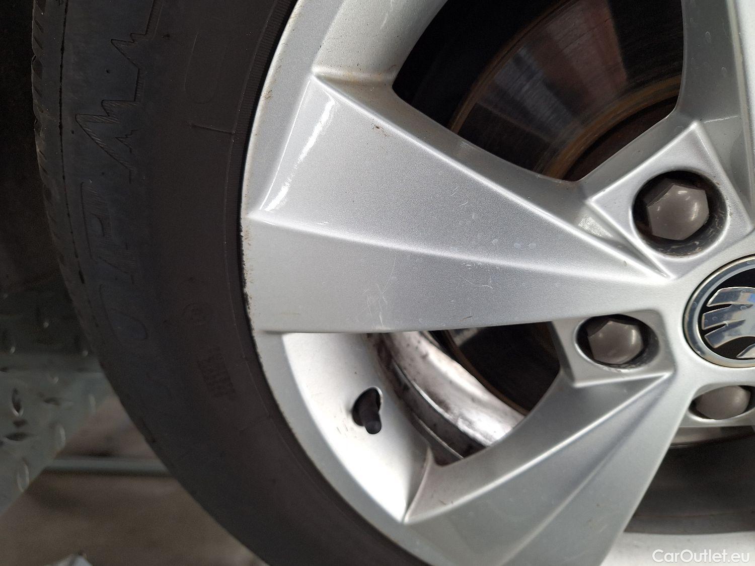  Skoda  Octavia Skoda,  Combi '20, Skoda  Combi 2.0 CRTDI 85kW Ambition 5d #6