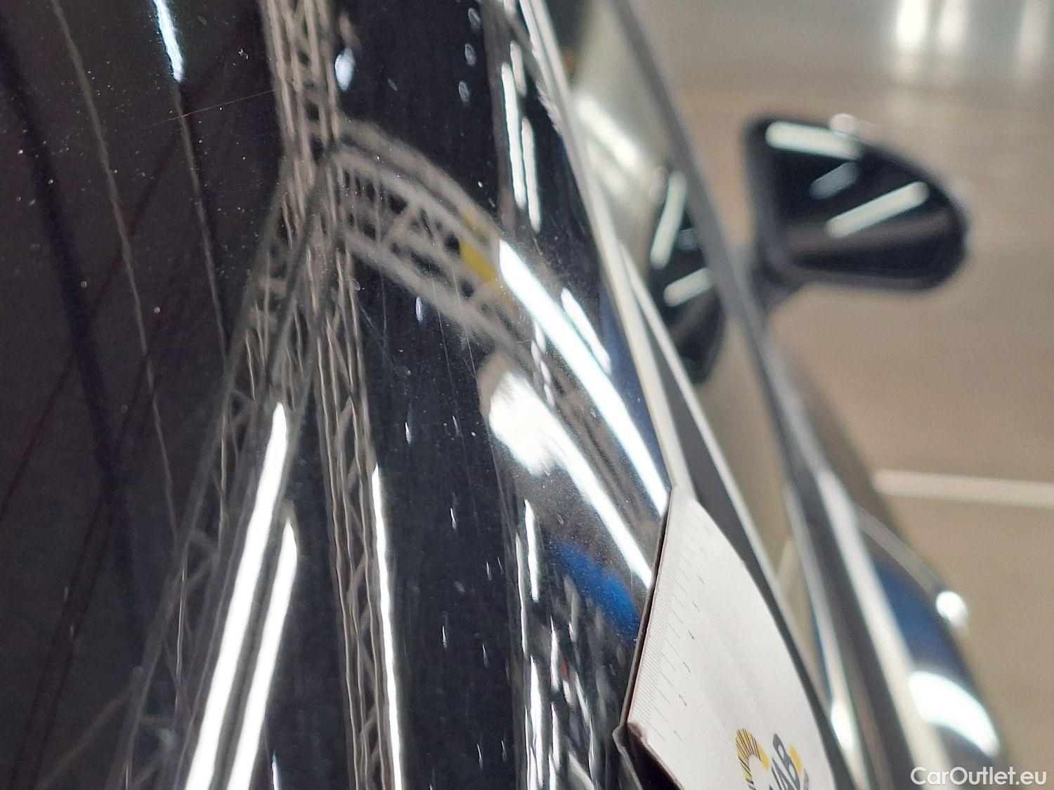  Mercedes  A-Klasse Mercedes, A-Class Berline '18, Mercedes-Benz  Limousine A 180d Business S #48