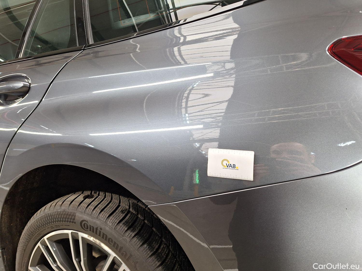  Bmw  Serie 3 BMW, 3-serie Touring '18, BMW 3 Reeks Touring 320dA (120 kW) 5d #24