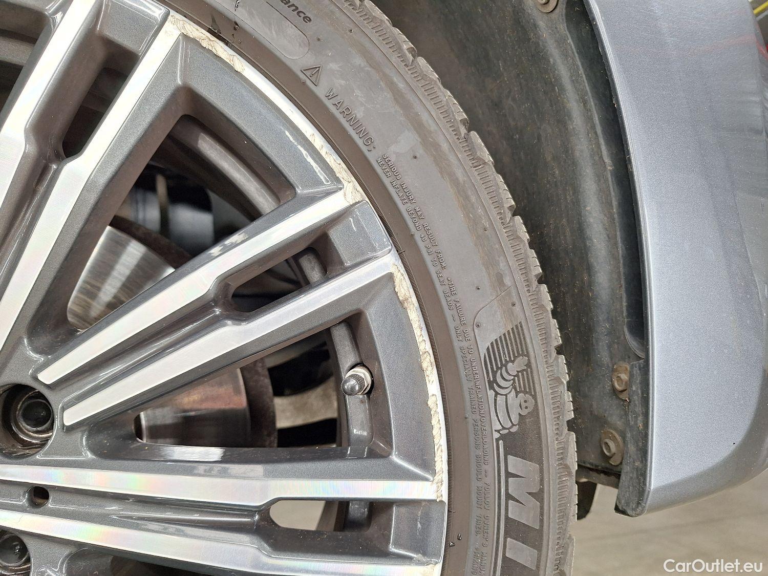  Bmw  Serie 3 BMW, 3-serie Touring '18, BMW 3 Reeks Touring 320dA (120 kW) 5d #2