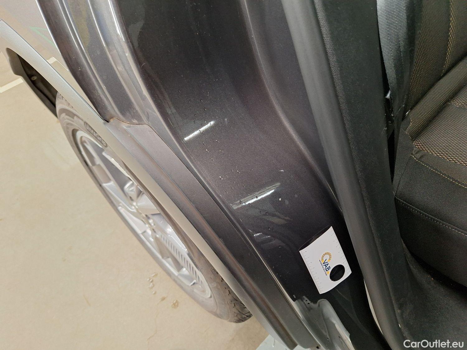  DS  DS7 DS,  CB '17, DS 7 Crossback 1.5 BlueHDi 130 Automatic Bastille  #27