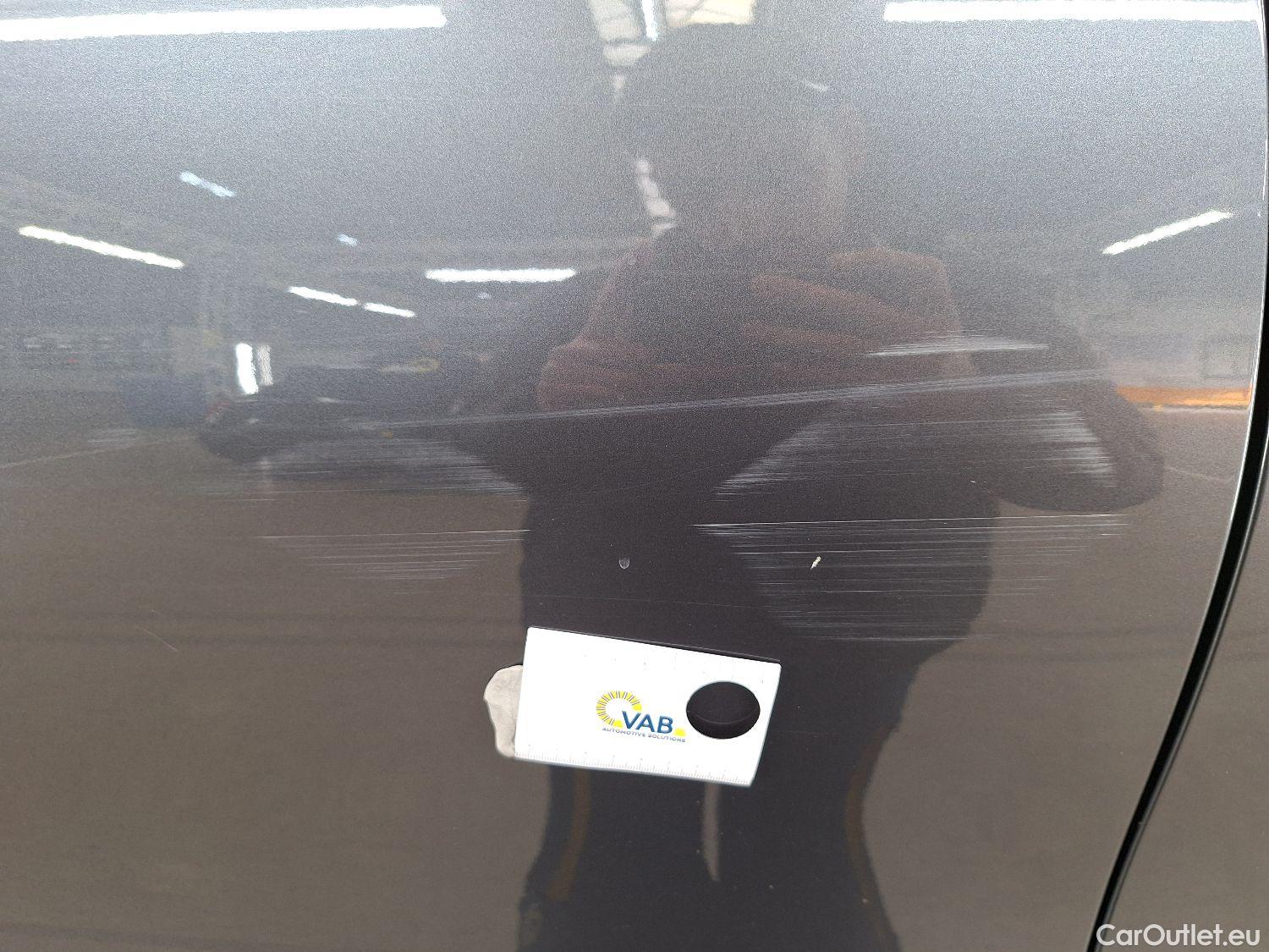  Bmw  Serie 3 BMW, 3-serie Touring '18, BMW 3 Reeks Touring 318dA (100 kW) 5d #61