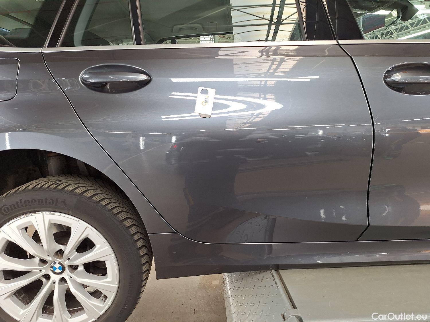  Bmw  Serie 3 BMW, 3-serie Touring '18, BMW 3 Reeks Touring 318dA (100 kW) 5d #55