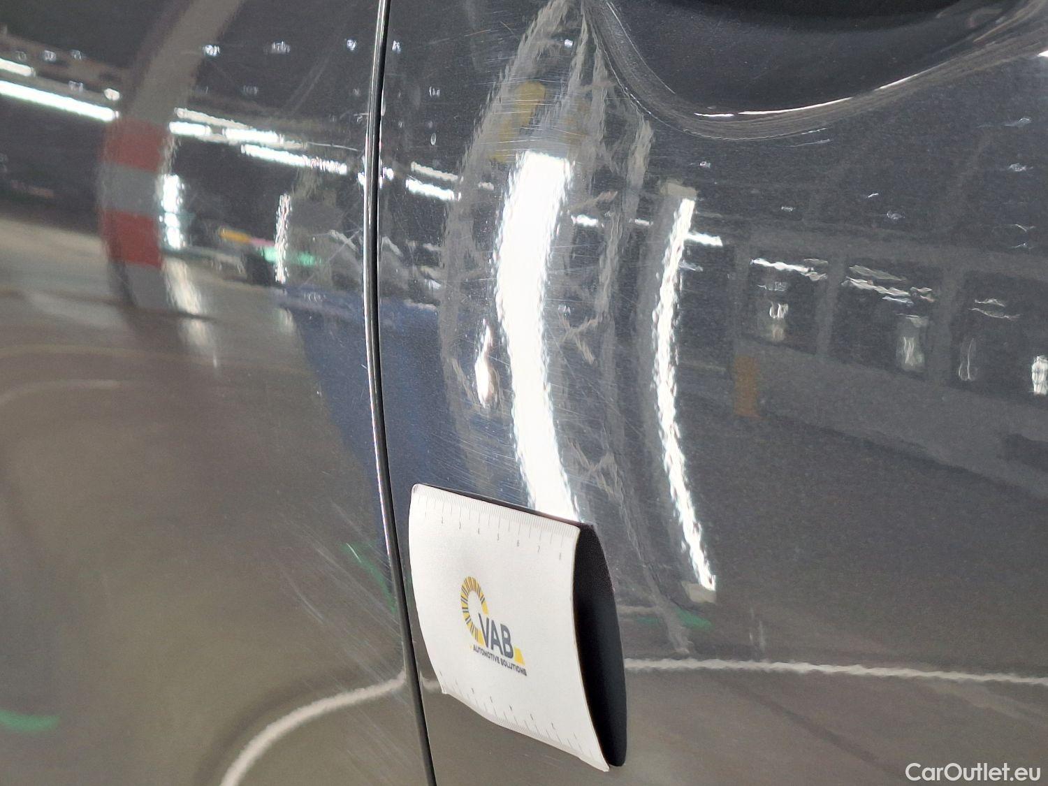  KIA  Cee'd Kia, Ceed SW '18, KIA  Sportswagon More 1.6 CRDi 136 MHEV DCT 5 #36