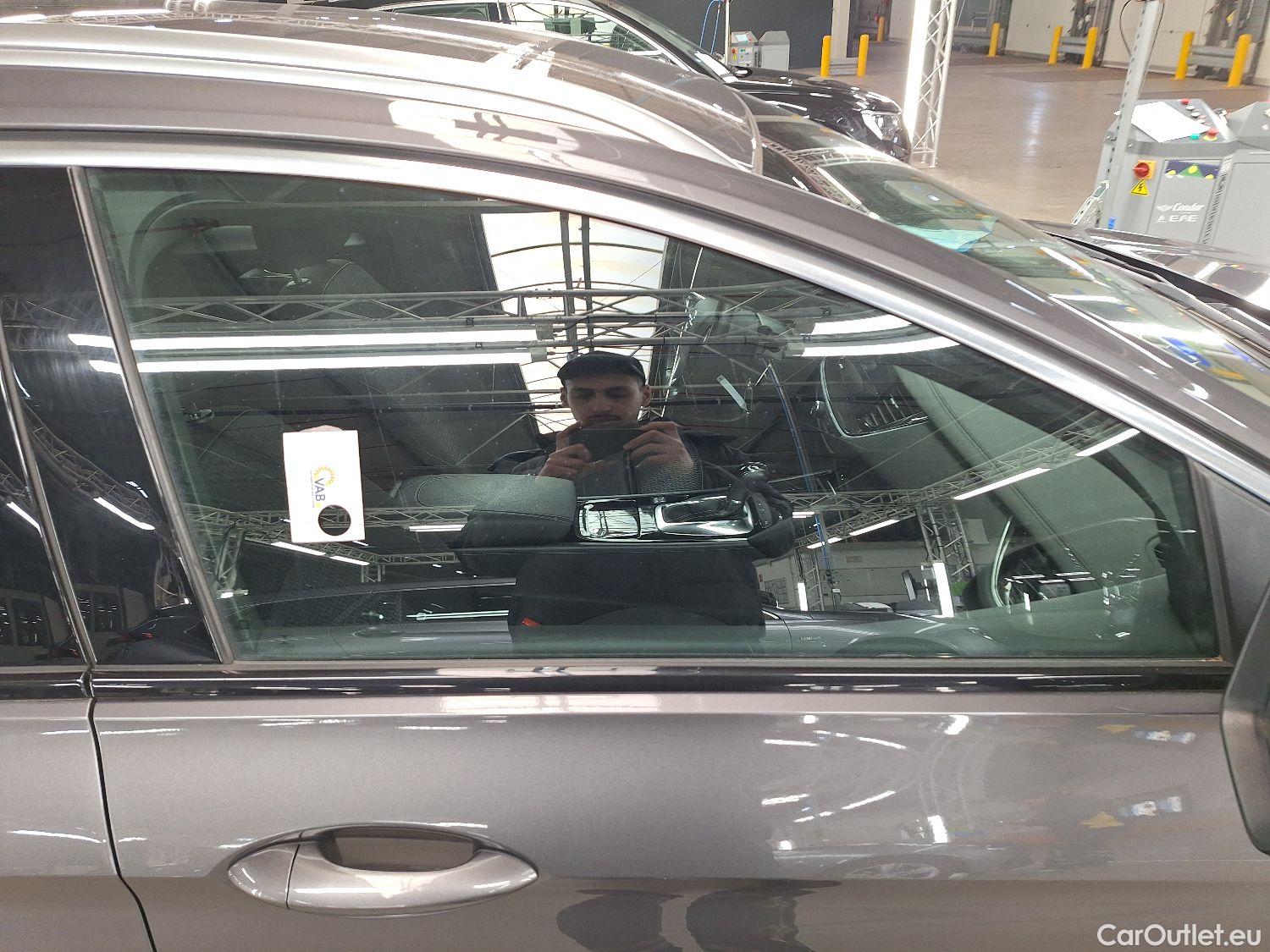  Opel  Insignia Opel,  ST FL'20, Opel  Sports Tourer 1.5 Turbo D S/S 90kW B #1