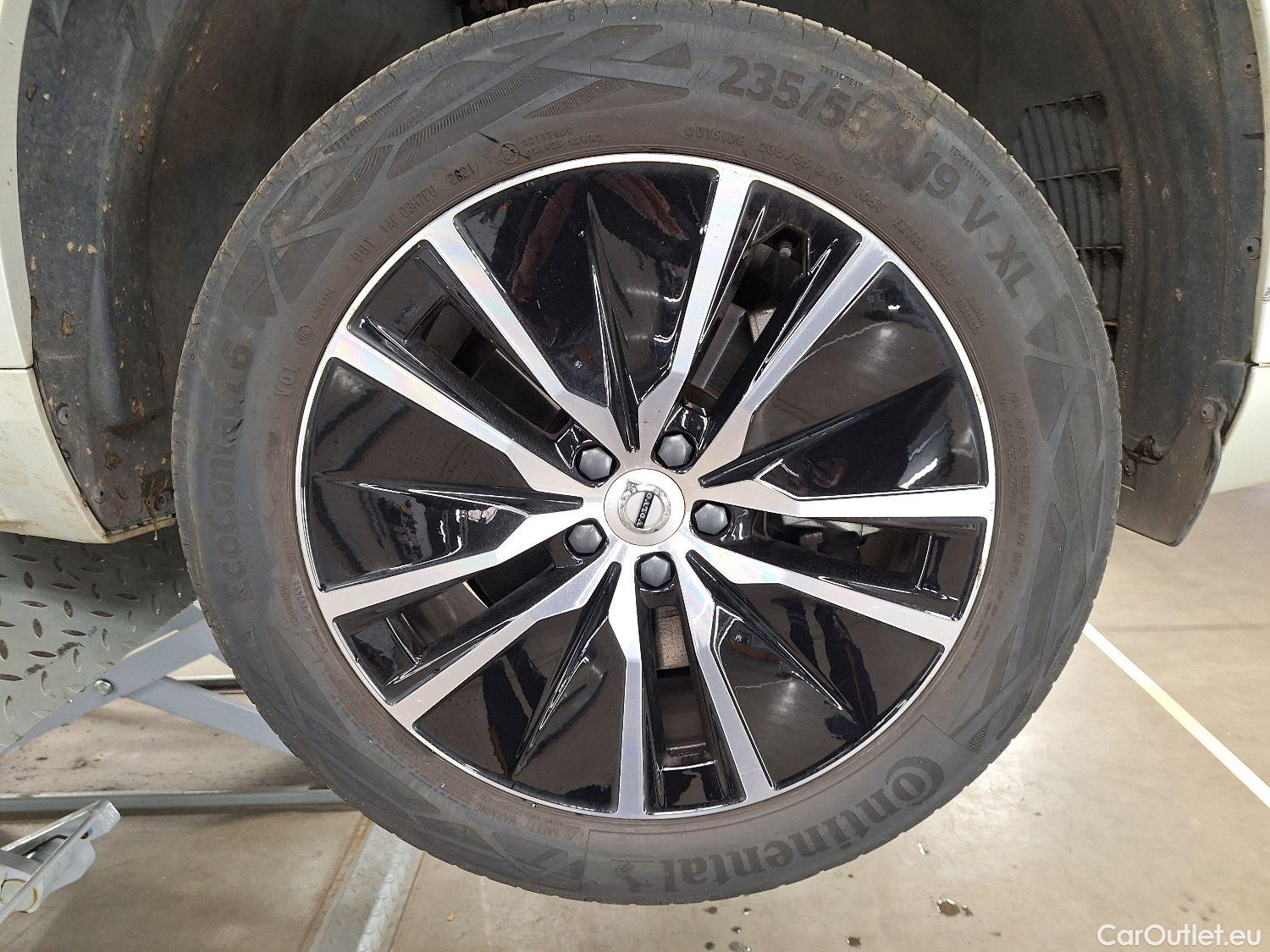  Volvo  XC90 Volvo,  FL'20, Volvo  2.0 B5 D 4WD Geartronic Momentum Pro 7P #11