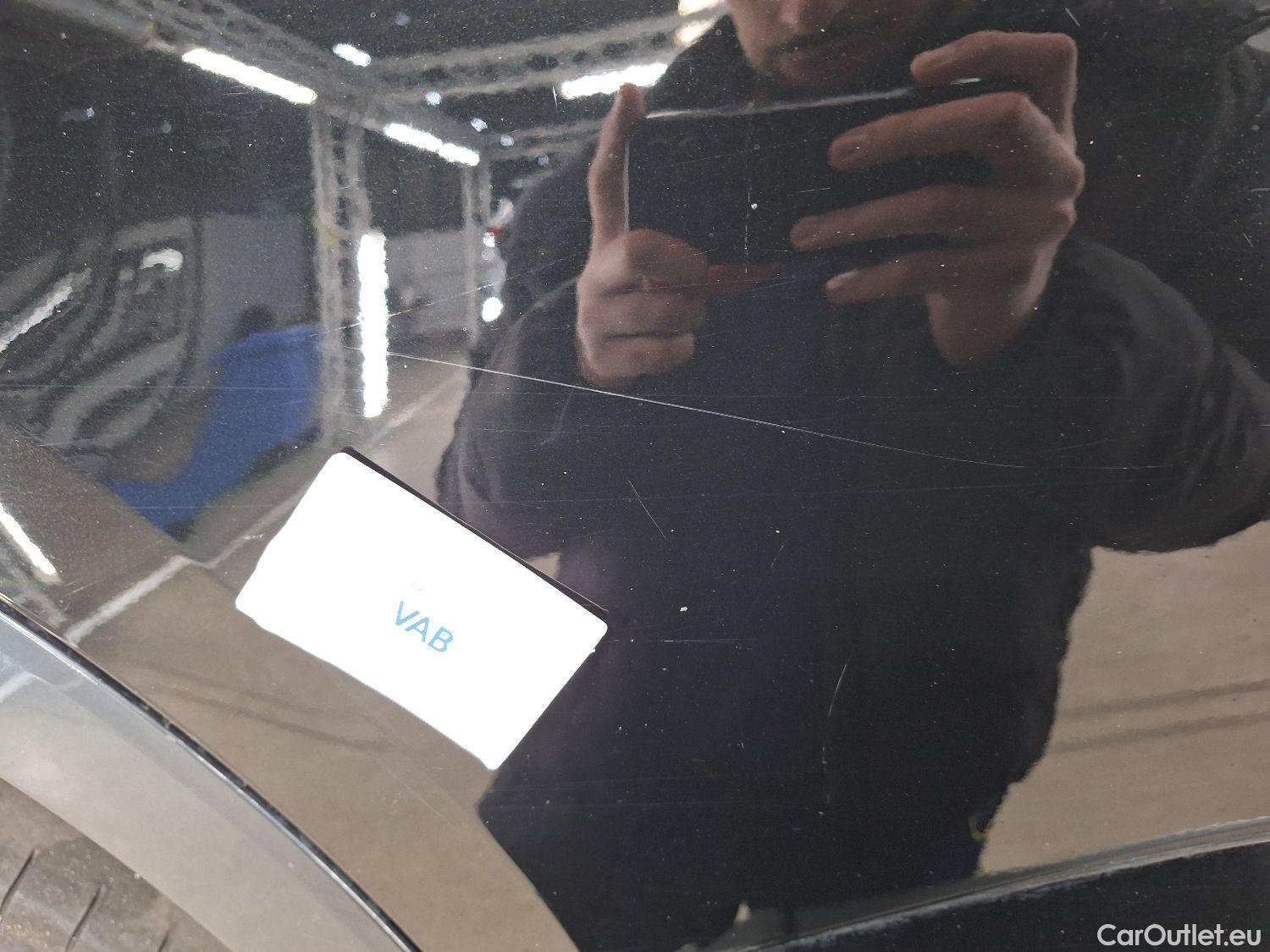  Audi  Q3 Audi,  SB '19, Audi  Sportback 35 TDI S tronic S Line Business  #9