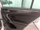  Volkswagen  Tiguan VOLKSWAGEN  DIESEL - 2021 2.0 TDI 150 SCR Elegance BMT DSG 5d #29