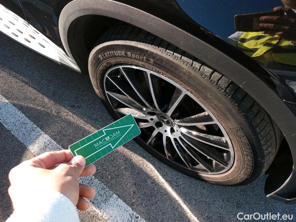  Mercedes  G-Klasee MERCEDES-BENZ GLC Coupé / 2019 / 5P / coupé GLC 300 d 4MATIC #18