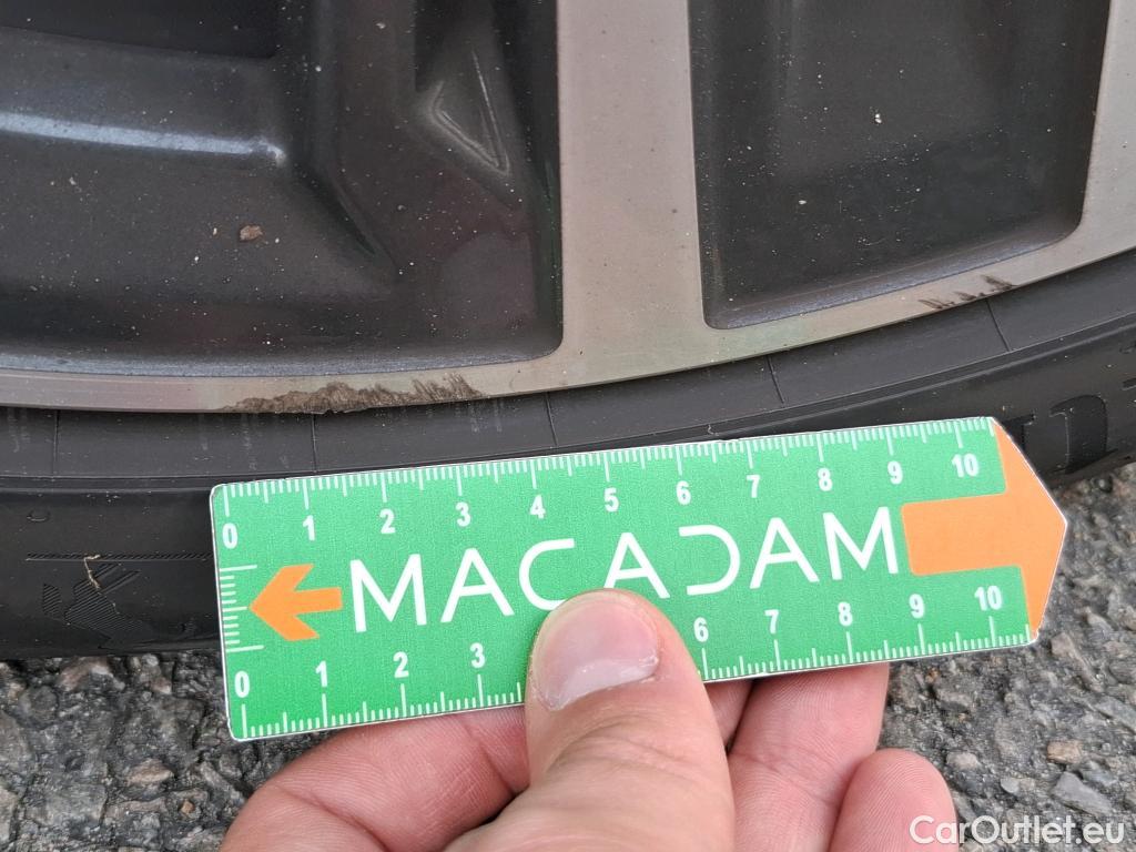  Bmw  Serie 1 BMW Série 1 / 2019 / 5P / Berline 116i DKG7 Business Design #8