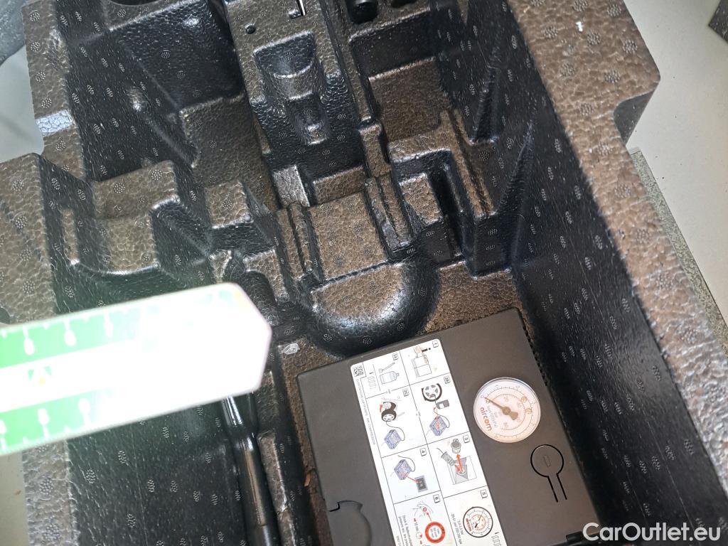  Skoda  KAMIQ SKODA  1.0 TSI 81kW (110CV) DSG Ambition #2