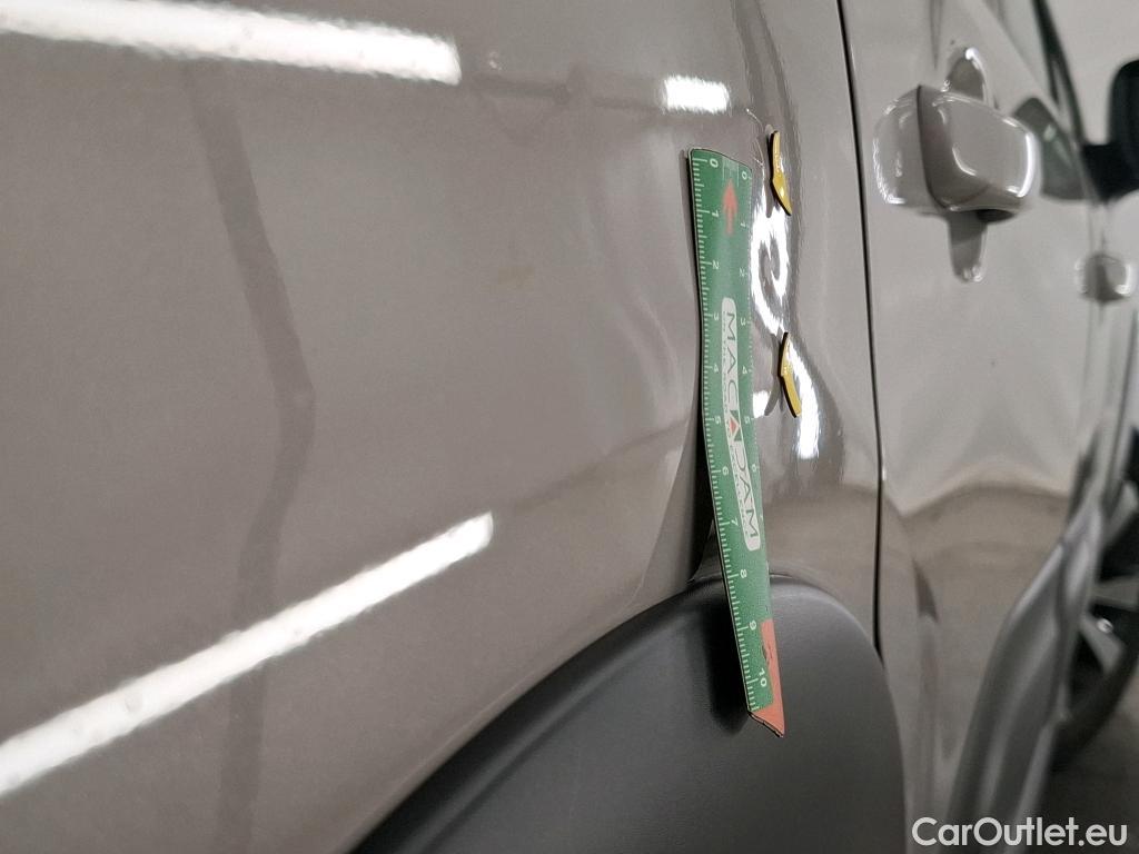  Citroen  C3  Max 1.2 PureTech 80CV BVM5 6E / VO RECONDITIONNE - PHOTOS AVANT RECONDITIONNEMENT #2