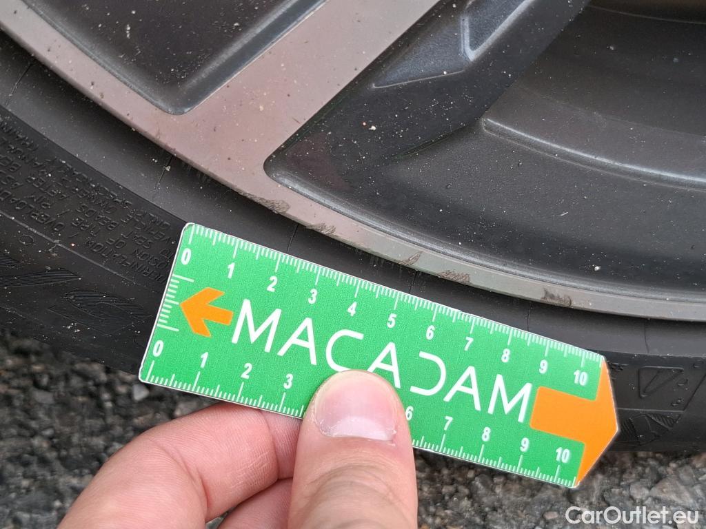  Bmw  Serie 1 BMW Série 1 / 2019 / 5P / Berline 116i DKG7 Business Design #7