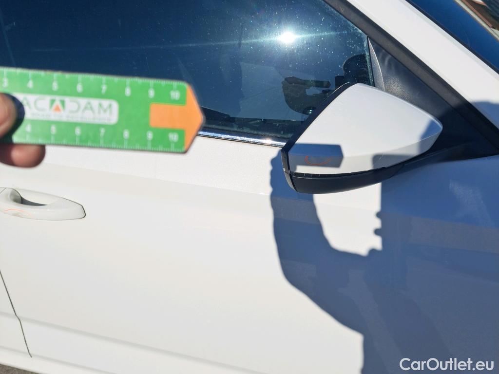  Skoda  KAMIQ SKODA  1.0 TSI 81kW (110CV) DSG Ambition #28