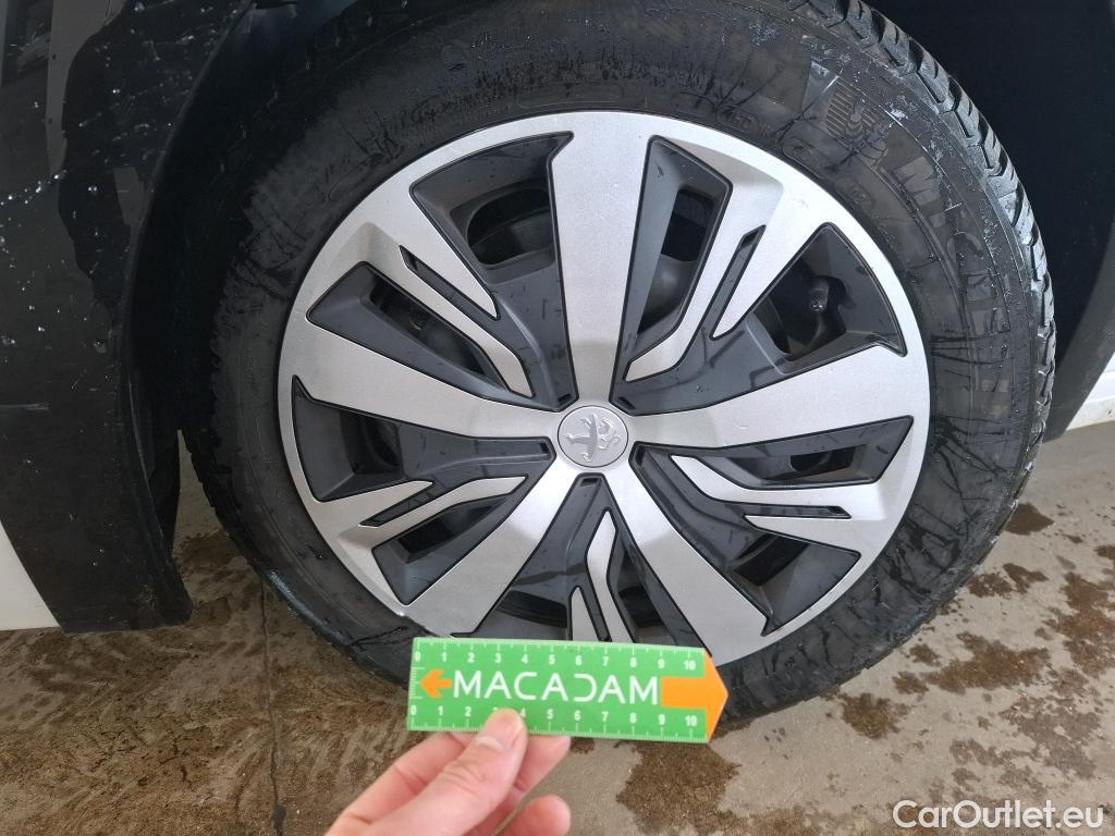  Peugeot  208  (e-) Active Business 50kWh BVA #11