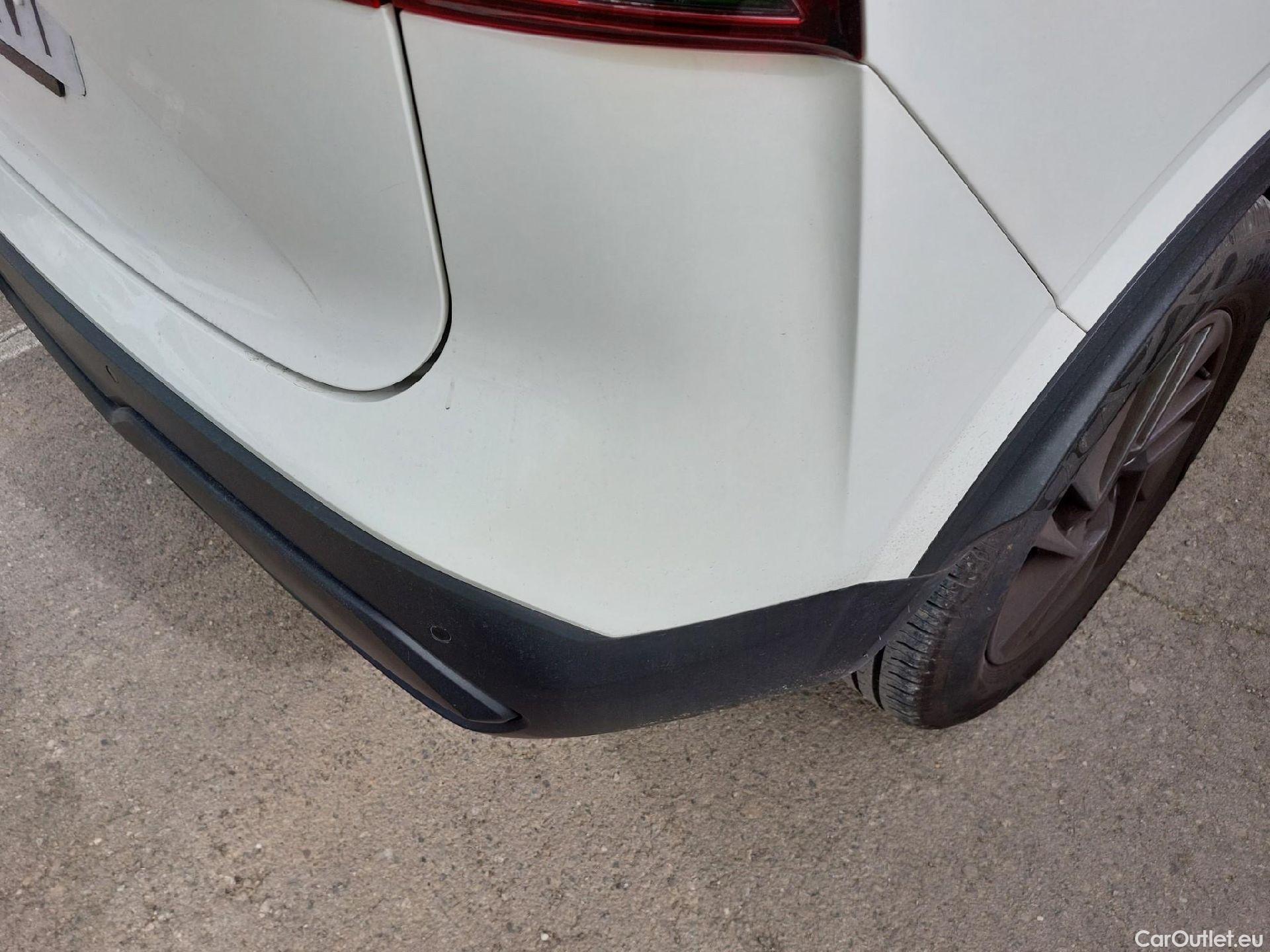  Nissan  Qashqai NISSAN  / 2021 / 5P / todoterreno DIG-T 116kW (158CV) mHEV Xtronic Acenta (AC2) #2