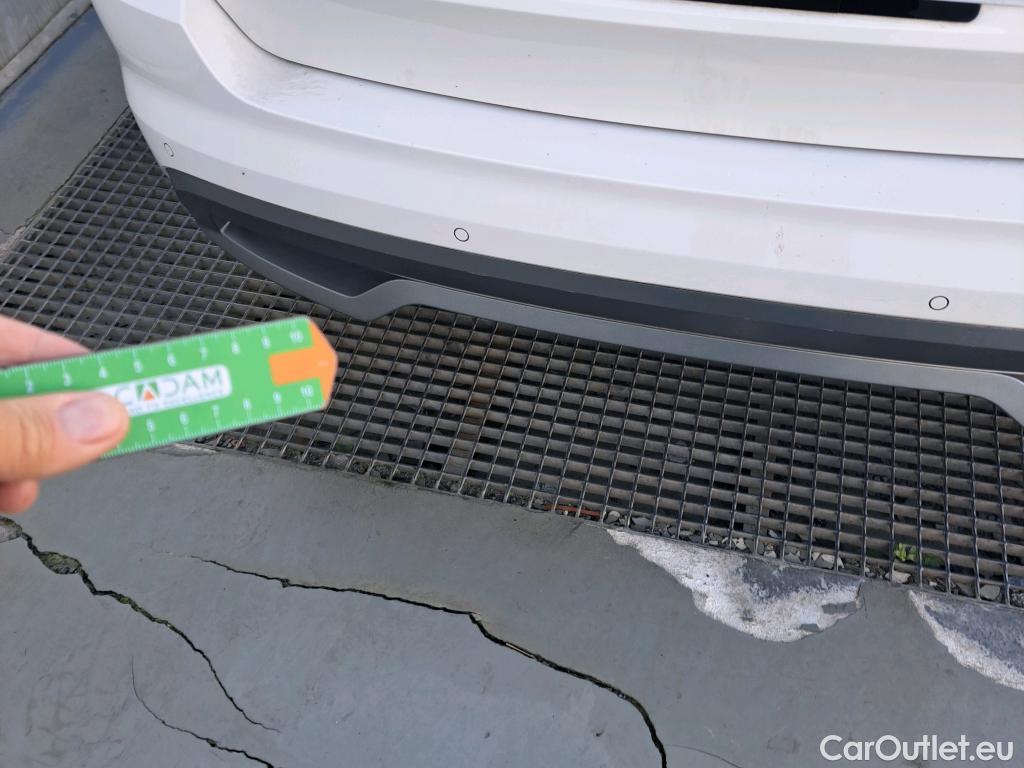  Skoda  KAMIQ SKODA  1.0 TSI 81kW (110CV) DSG Ambition #3