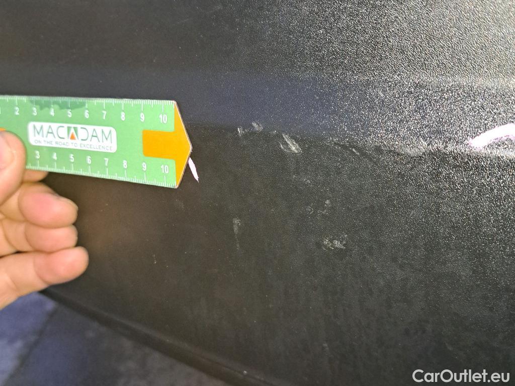  Peugeot  2008 PEUGEOT  / 2019 / 5P / todoterreno Active Pack BlueHDI 81kW (110CV) #4