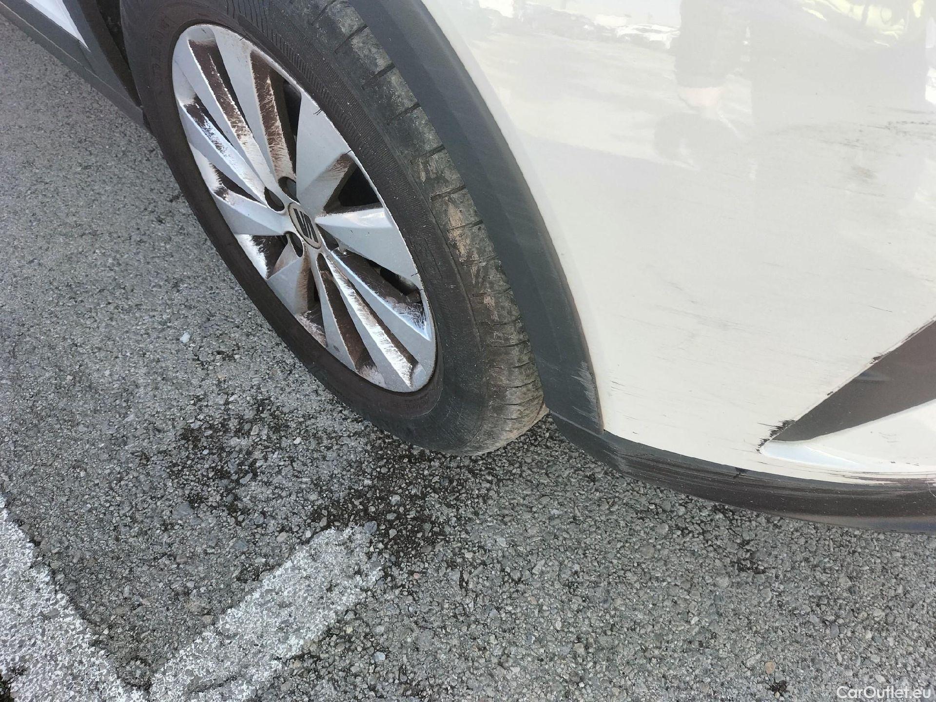  Seat  Arona  Style Special Edition 1.0 TSI 115CV AT7 E6d #7