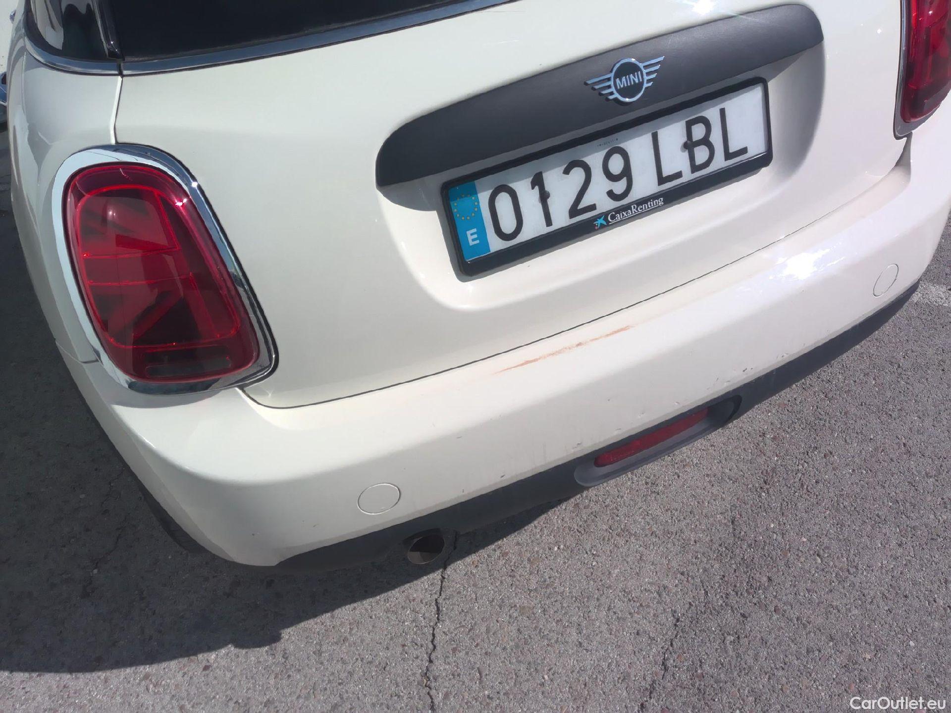  Mini  Cooper MINI MINI / 2014 / 5P / berlina con portón ONE 5 PUERTAS (CX) #16