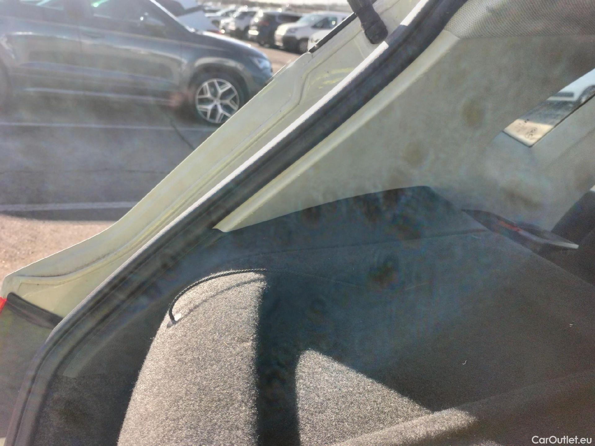  Seat  Arona  Style Special Edition 1.0 TSI 115CV AT7 E6d #48