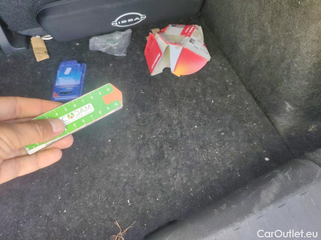  Nissan  Micra NISSAN  / 2017 / 5P / berlina con portón IG-T 68 kW (92 CV) E6D-F Acenta #29