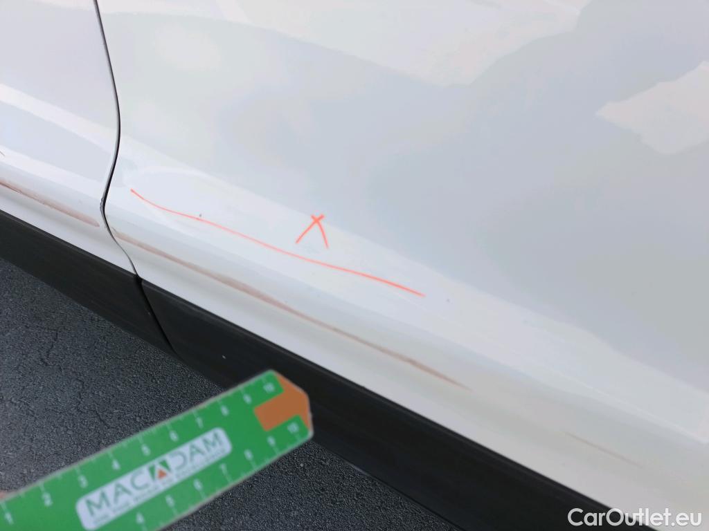  Ford  Kuga FORD  / 2016 / 5P / todoterreno 1.5 EcoBoost 88kW 4x2 Trend+ (CX) #12