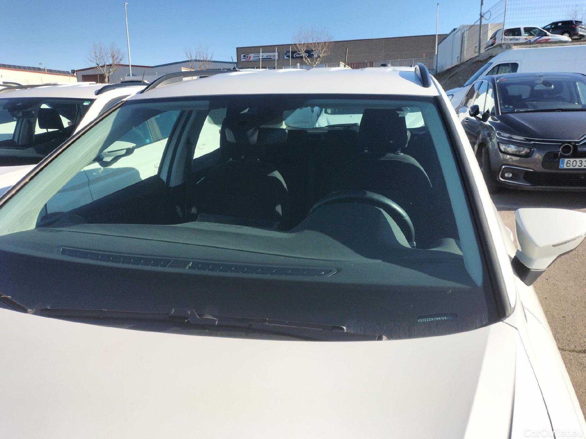  Seat  Arona  Style Special Edition 1.0 TSI 115CV AT7 E6d #13