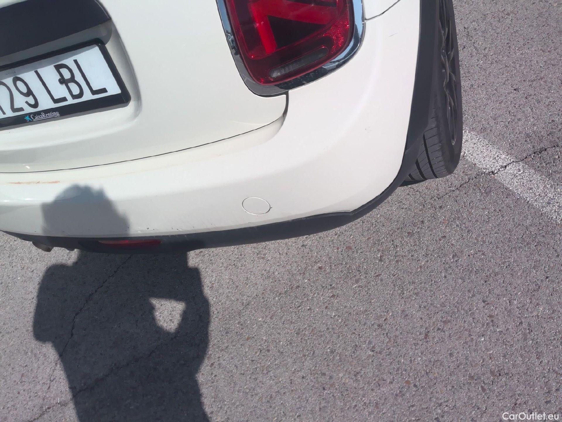  Mini  Cooper MINI MINI / 2014 / 5P / berlina con portón ONE 5 PUERTAS (CX) #18