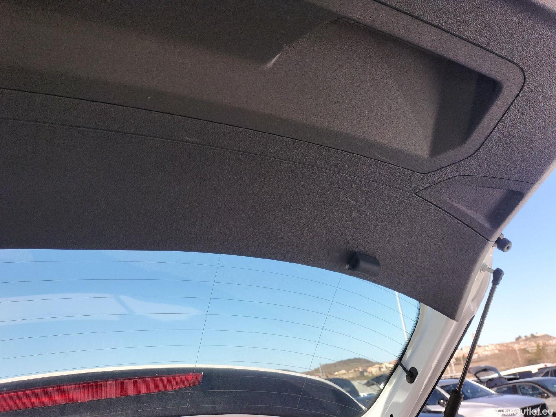  Seat  Arona  Style Special Edition 1.0 TSI 115CV AT7 E6d #39