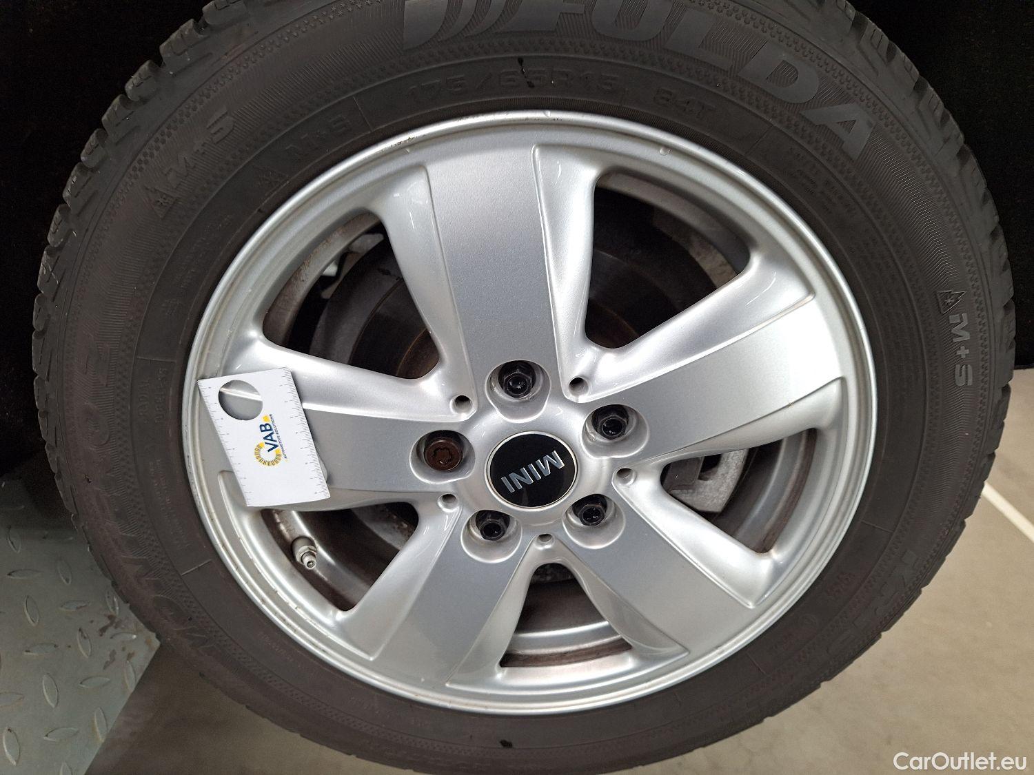  Mini  Cooper MINI, Mini 5d '14, Mini 5 door One 5d #11