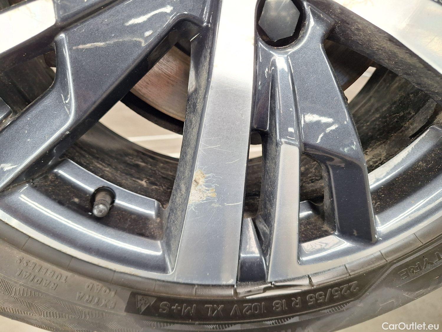  Peugeot  3008 Peugeot,  '16, Peugeot  1.5 BlueHDi 96kW S&S EAT8 GT Line 5d #8