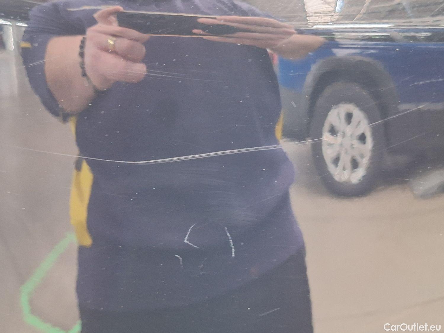  Peugeot  3008 Peugeot,  '16, Peugeot  1.5 BlueHDi 96kW S&S EAT8 GT Line 5d #2