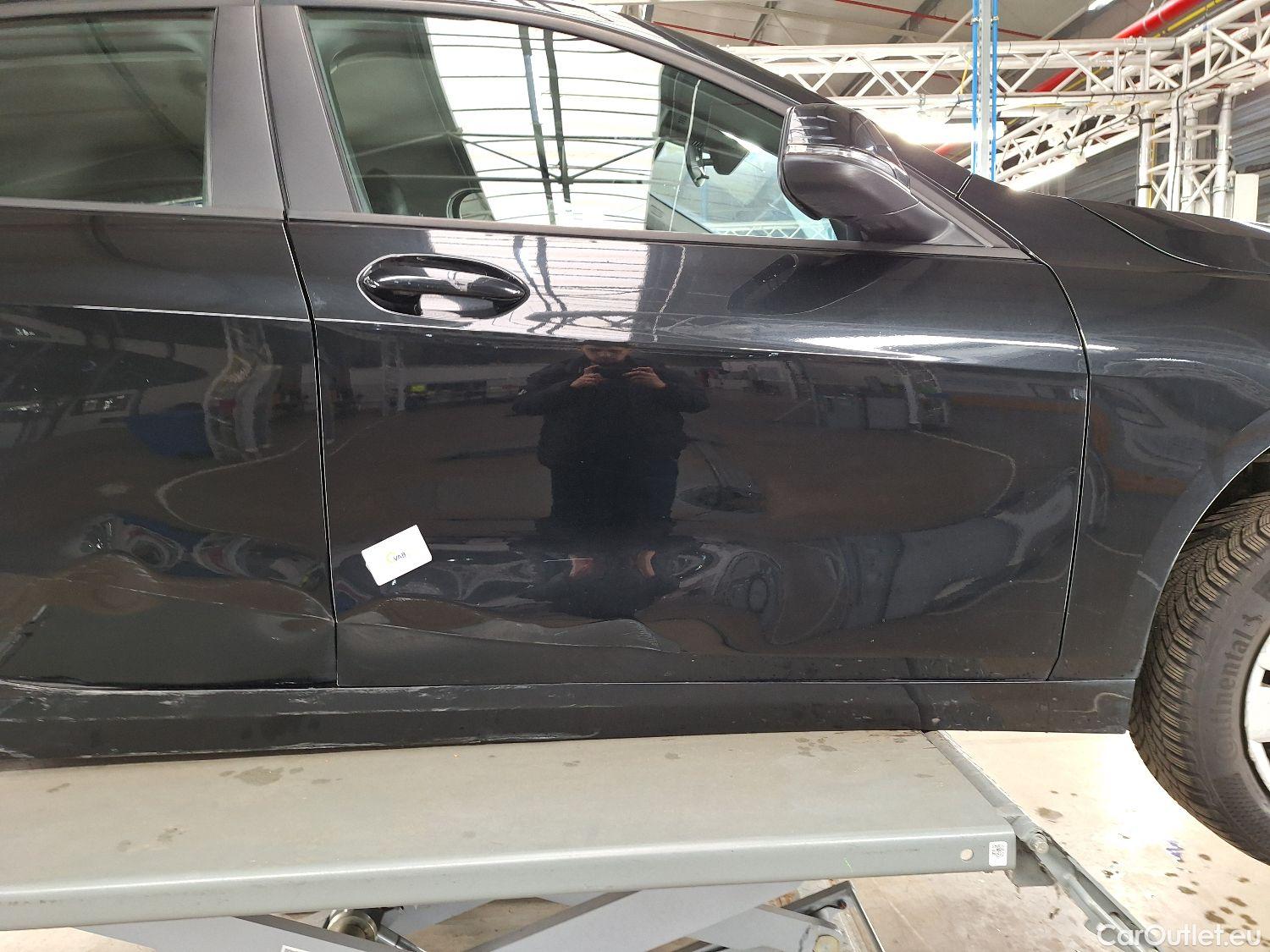  Bmw  Serie 1 BMW, 1-serie '19, BMW 1 Reeks Hatch 116d (85 kW) 5d #26