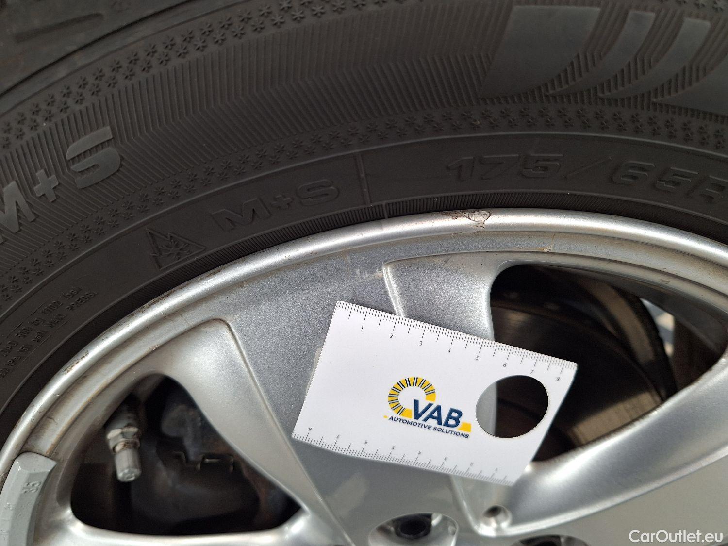  Mini  Cooper MINI, Mini 5d '14, Mini 5 door One 5d #14