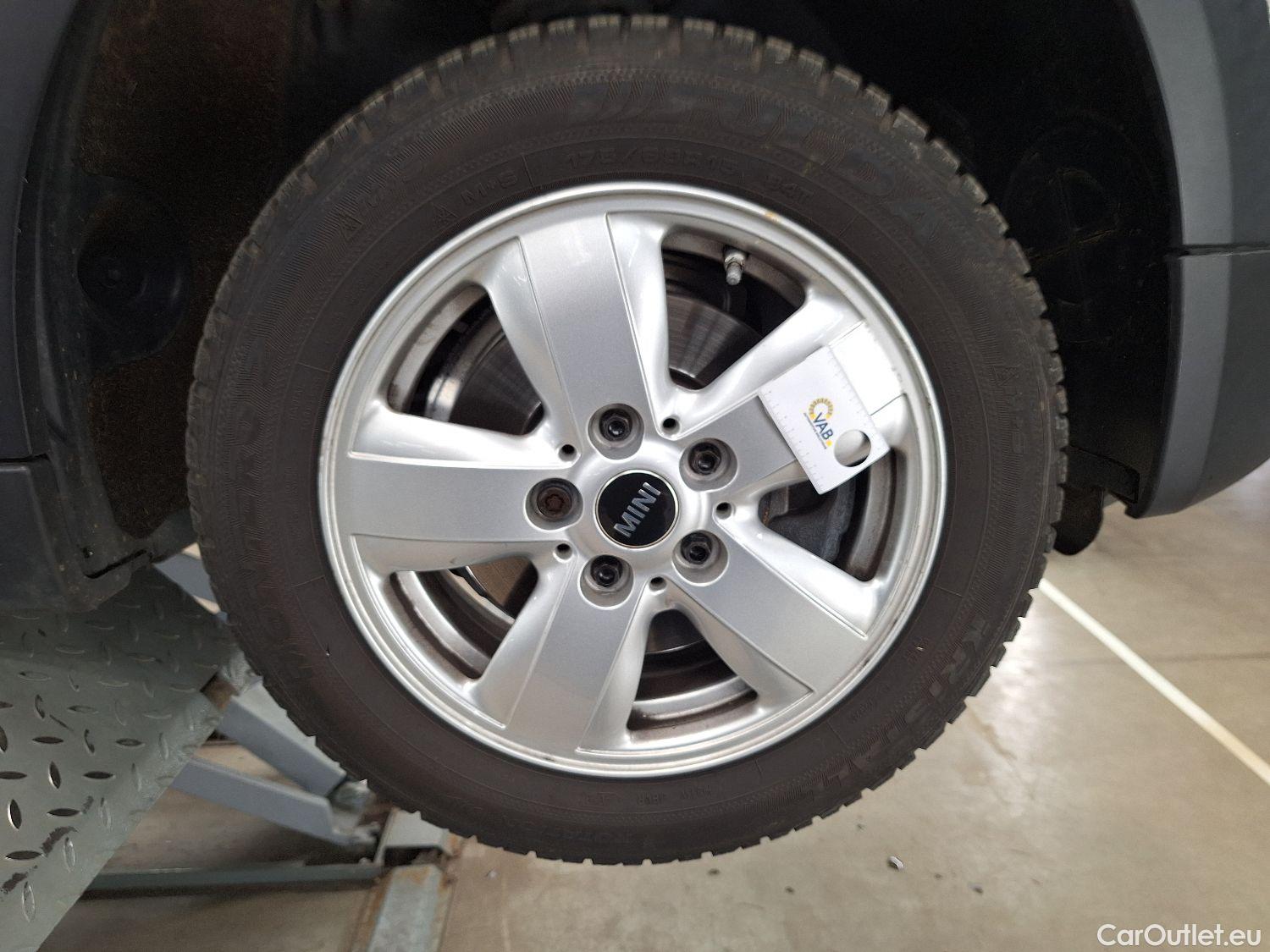  Mini  Cooper MINI, Mini 5d '14, Mini 5 door One 5d #6