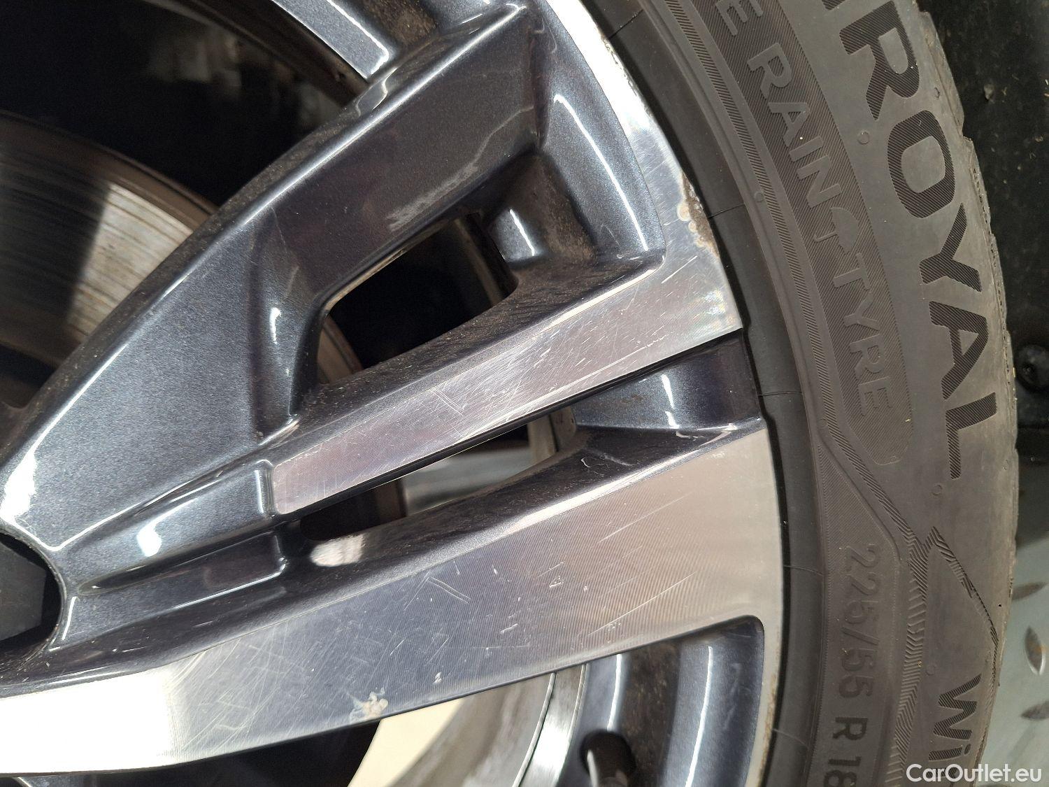  Peugeot  3008 Peugeot,  '16, Peugeot  1.5 BlueHDi 96kW S&S EAT8 GT Line 5d #16