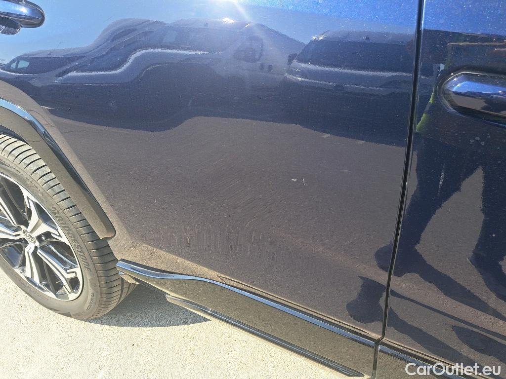  Toyota  RAV4 TOYOTA  / 2018 / 5P / todoterreno 2.5l PLUG-IN 300PH (e-CVT) Style Plus #31