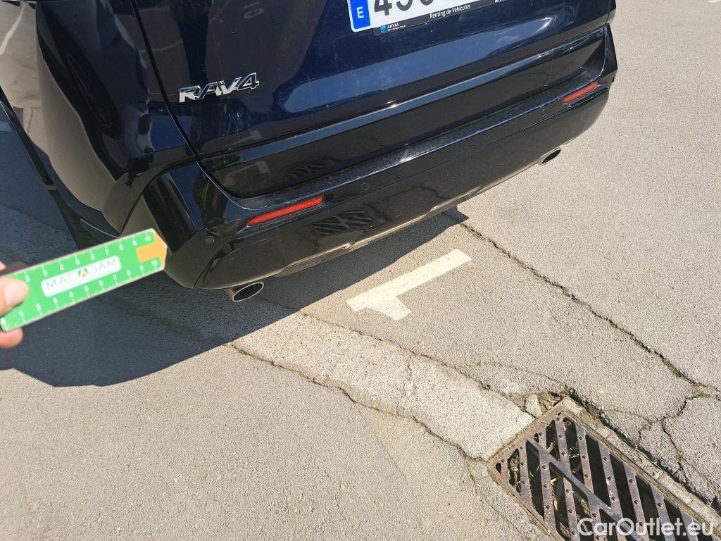  Toyota  RAV4 TOYOTA  / 2018 / 5P / todoterreno 2.5l PLUG-IN 300PH (e-CVT) Style Plus #15